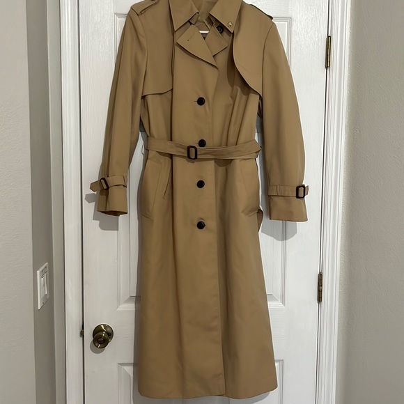 Etienne Aigner Jackets & Blazers - 🧥 Etienne Aigner vintage trench coat